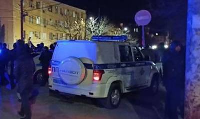 Абакар Капланов - В Дагестане омоновцы в здании РОВД убили главу поселка из-за земельного конфликта - og.ru - Махачкала - респ. Дагестан