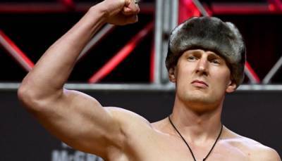 Александр Волков - Волков победил Оверима нокаутом в главном бою на UFC Вегас 18 - sportarena.com - Голландия