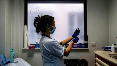 Вакцина AstraZeneca поступила в Италию, Францию и Испанию - ru.euronews.com - Франция - Испания - Европа