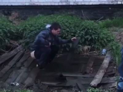Охрана иркутской колонии заставляла зэков нырять в выгребную яму. Пытки попали на видео - bloknot.ru - Иркутск
