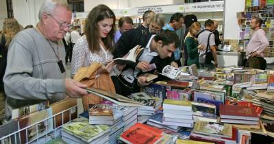 Написано в Украине. Юрий Володарский выбрал 4 лучшие книги февраля от украинских авторов - focus.ua