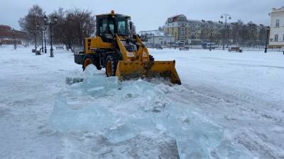 Из-за потепления в Тобольске убирают ледовый городок - nashgorod.ru - Тобольск - окр. Уральский