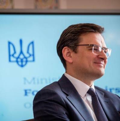 Дмитрий Кулеба - Глава МИД Украины заявил, что на закрытие трех телеканалов «прилетит ответ» от России - argumenti.ru - Москва - Россия - Украина - Киев
