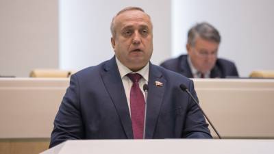 Есихидэ Суг - Франц Клинцевич - Клинцевич назвал «закрытым» вопрос передачи Курильских островов Японии - riafan.ru - Москва - Япония