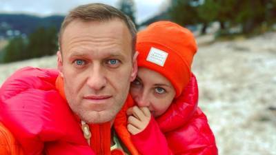 Алексей Навальный - Новым "лидером" незаконных митингов может стать жена Навального - newinform.com