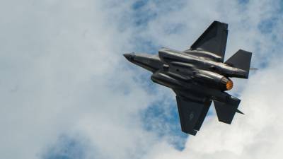 Юрий Кнутов - Американцы пытаются вернуть интерес к F-35 через вбросы о победе над ПВО РФ - nation-news.ru - США - Англия - Австралия