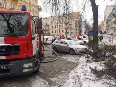 В центре Киева сгорело кафе - lenta.ua - Киев - район Шевченковский