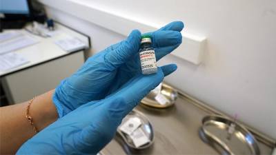 Центр здравоохранения Венгрии окончательно одобрил вакцину «Спутник V» - iz.ru - Израиль - Венгрия