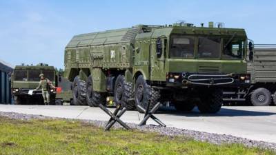 Военные ЗВО получили новую ремонтно-эвакуационную машину для комплексов "Искандер" - politros.com