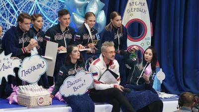 Алина Загитова - Евгения Медведева - Медведева отказалась признать поражение на «Кубке Первого канала» - iz.ru