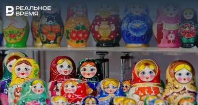 Максим Платонов - Зарина Догузова - Исследование показало, на чем россияне экономят в путешествиях - realnoevremya.ru