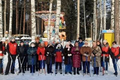 Для ивановских ветеранов провели мастер-класс по северной ходьбе - mkivanovo.ru