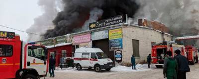 В Красноярске сгоревший склад автозапчастей был застрахован на 404,5 млн рублей - runews24.ru - Красноярский край - Красноярск