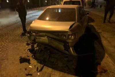 Иностранец разбил четыре чужих автомобиля, кадры масштабного ДТП: "Его остановил лишь бордюр" - lviv.politeka.net - Львов - Львовская обл.