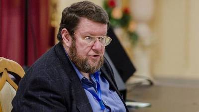 Владимир Зеленский - Евгений Сатановский - Дмитрий Кулеба - Сатановский вспомнил еврейский анекдот после отключения трех телеканалов на Украине - riafan.ru - Киев