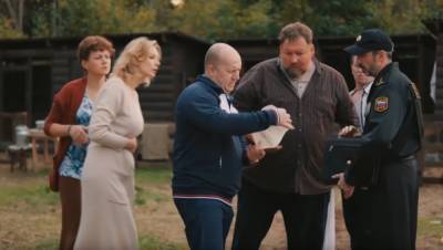 Режиссер шоу "Ивановы-Ивановы" рассказал, стоит ли ждать Бурунова в новом сезоне - newinform.com