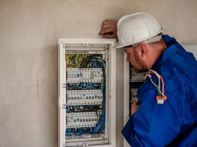 В России рекордно подорожает электричество в этом году - bloknot.ru