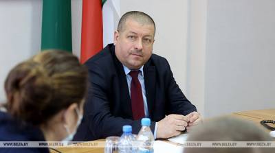 Алесь Пушняков - Земельный вопрос и недобросовестная конкуренция - Линевич провел прием граждан в Бешенковичском районе - belta.by