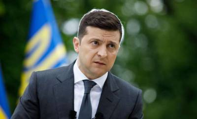 Зеленский - Зеленский объяснил, кто из украинцев не сможет отказаться от вакцинации - lenta.ua