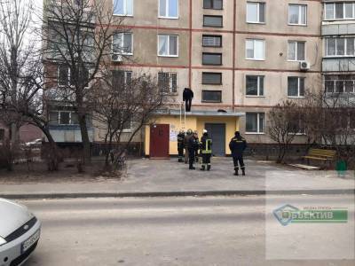 В Харькове студентка оставила вещи и выпрыгнула из окна высотки - news.bigmir.net - Харьков - Тернополь