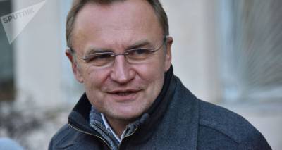 Андрей Садовой - Выйдите и помогите расчистить снег: мэр Львова нашел "нестандартное решение" - ru.armeniasputnik.am - Львов