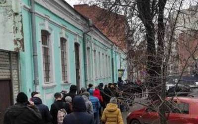 "Это началось после локдауна": в Харькове к военкоматам выстраиваются очереди, названа причина - kharkov.politeka.net - Харьков