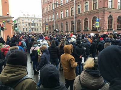 Алексей Навальный - Петербуржец смог обжаловать арест в 10 суток за участие в несанкционированном митинге - znak.com - Санкт-Петербург
