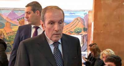 Левон Тер-Петросян - Первый президент Армении и посол Франции обсудили Карабах - ru.armeniasputnik.am - Армения