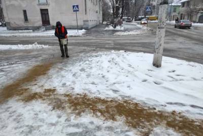 В Одессе прошел ледяной дождь: городские власти попросили людей без надобности не выходить из дома - kp.ua - Одесса
