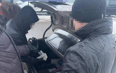 Под Киевом следователь обещал "отмазать" от преступления за $13 тысяч - korrespondent.net - США - Киев - Киевская обл.