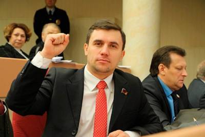 Алексей Навальный - Николай Бондаренко - В Саратове депутата облдумы обвинили в попытке захвата отдела полиции - bloknot.ru - Саратов