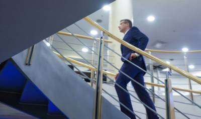 Делают себе хуже: в Европарламенте раскритиковали Латвию за закрытие русскоязычных СМИ - lv.baltnews.com - Латвия