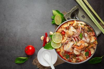 Теплый салат с морепродуктами ко Дню святого Валентина: Рецепт в тайском стиле - ivona.bigmir.net