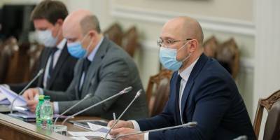 Владимир Зеленский - Кирилл Сазонов - Денис Шмыгаль - Шмыгаля сделают виновным во всех провалах, но пока у Зеленского нет другого кандидата на пост премьера - ТЕЛЕГРАФ - telegraf.com.ua