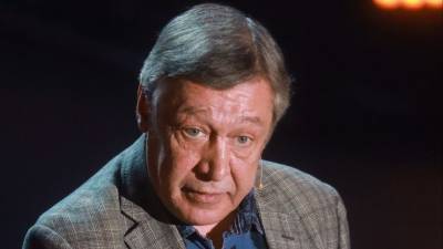 Михаил Ефремов - Алексей Мельников - Ефремова не уведомили, почему его этапировали в Москву из Белгородской области - 5-tv.ru - Москва - Белгородская обл.
