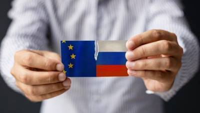 Алексей Навальный - Дмитрий Солонников - Леонид Волков - Владимир Ашурков - Отрабатывают деньги: Политолог о призывах ФБК ввести санкции Запада против РФ - 5-tv.ru - США - Польша