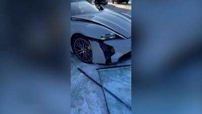 Михаил Литвин - Блогер - Блогер разбил автомобиль за 12 миллионов, "перепутав педали" - vesti.ru - Москва