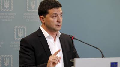 Владимир Зеленский - Владимир Путин - ОПЗЖ грозит Зеленскому импичментом: кому выгодна эта ситуация - 24tv.ua - Новости