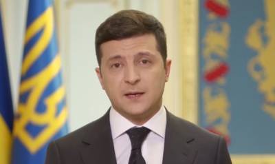 Владимир Зеленский - Главное за 8 февраля: Обращение Зеленского, выплаты в феврале, отмена пенсий, отмена справок, сильный мороз - akcenty.com.ua