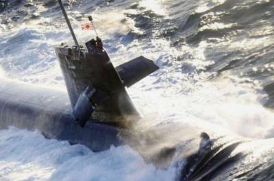 В Тихом океане подводная лодка не разминулась с сухогрузом - lenta.ua - Гонконг - Япония