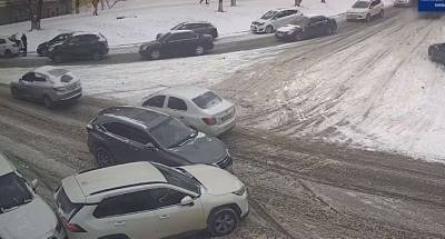 В центре Киева случилось необычное автопроисшествие (ВИДЕО) - lenta.ua - Киев