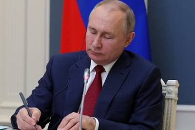 Владимир Путин - Путин назначил руководителя главка СКР по особо резонансным делам - lenta.ru
