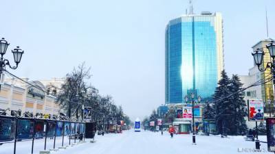 Виктор Елисеев - В школах Челябинска отменили занятия - newdaynews.ru - Челябинск