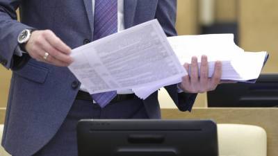 Аглая Чайковская - Комитет Госдумы поддержал снятие ограничений по возрасту для некоторых госслужащих - politros.com