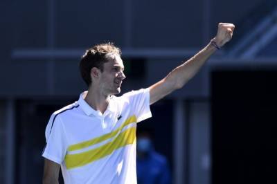 Светлана Кузнецова - Даниил Медведев - Медведев вышел во второй круг Australian Open - aif.ru - Австралия - Венгрия - Канада