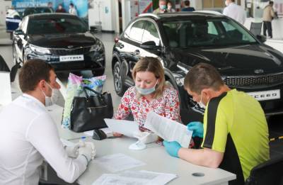 Сколько автосалоны зарабатывают на нас - zr.ru