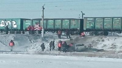 Столкновение поезда и легковушки, унесшее жизнь ребенка, попало на видео - vesti.ru - Забайкальский край - Чита