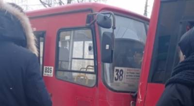 Евгений Романов - "Удар был очень сильный": в ДТП с двумя маршрутками пострадал пассажир - progorod76.ru - Ярославль