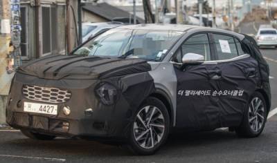Kia Sorento - Обновленный Kia Sportage получил салон в стиле Kia Sorento и измененный логотип - avtonovostidnya.ru