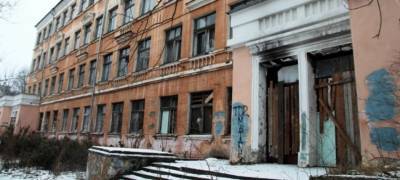 Власти Петрозаводска готовы отказаться от сноса здания заброшенной школы на Волховской - stolicaonego.ru - Петрозаводск